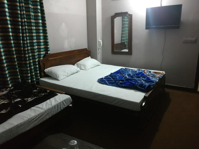 לאהור Al Rehman Hotel מראה חיצוני תמונה