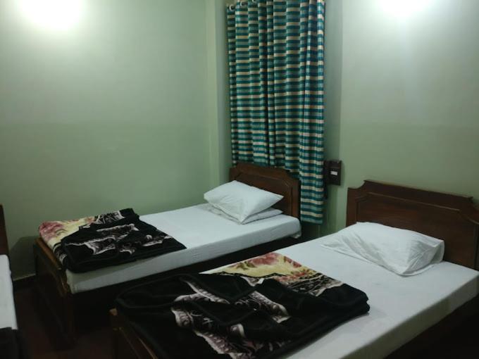 לאהור Al Rehman Hotel מראה חיצוני תמונה